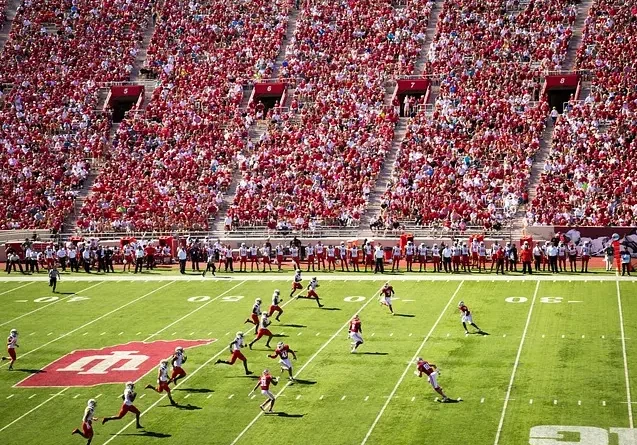 Do NFL teams have dietitians?